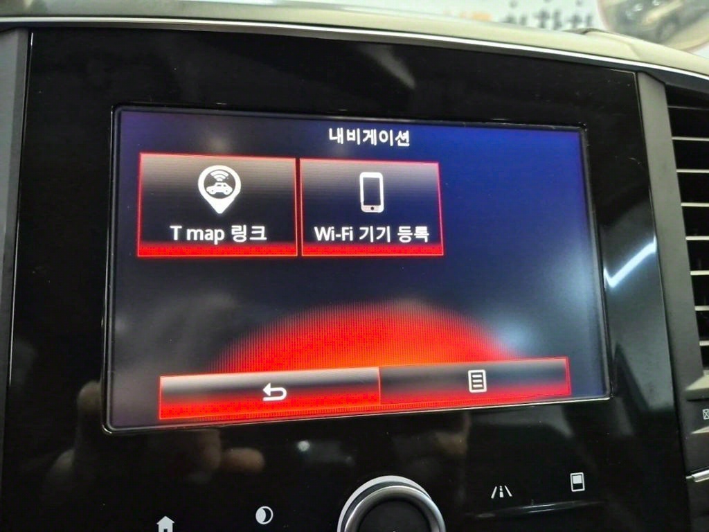 SAMSUNG QM6 - Vista 12