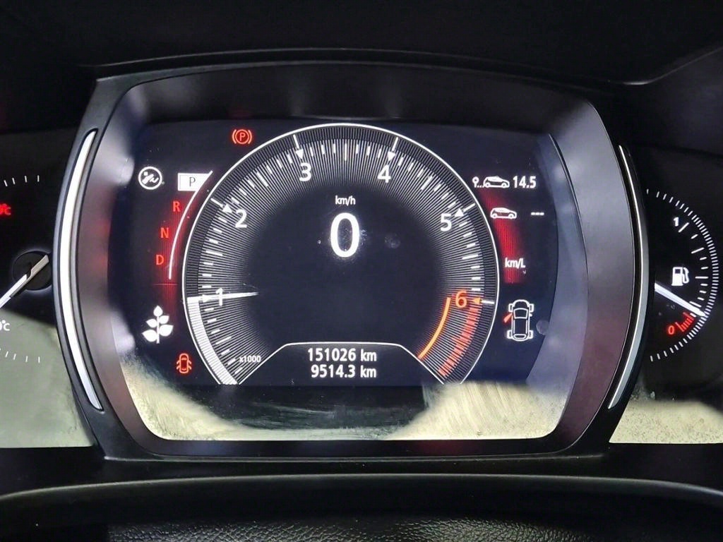 SAMSUNG QM6 - Vista 6