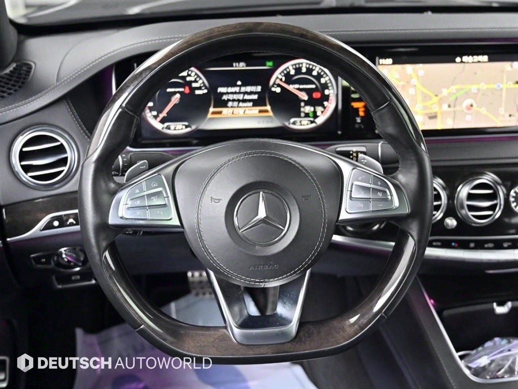 Mercedes Benz S Class - Vista 12