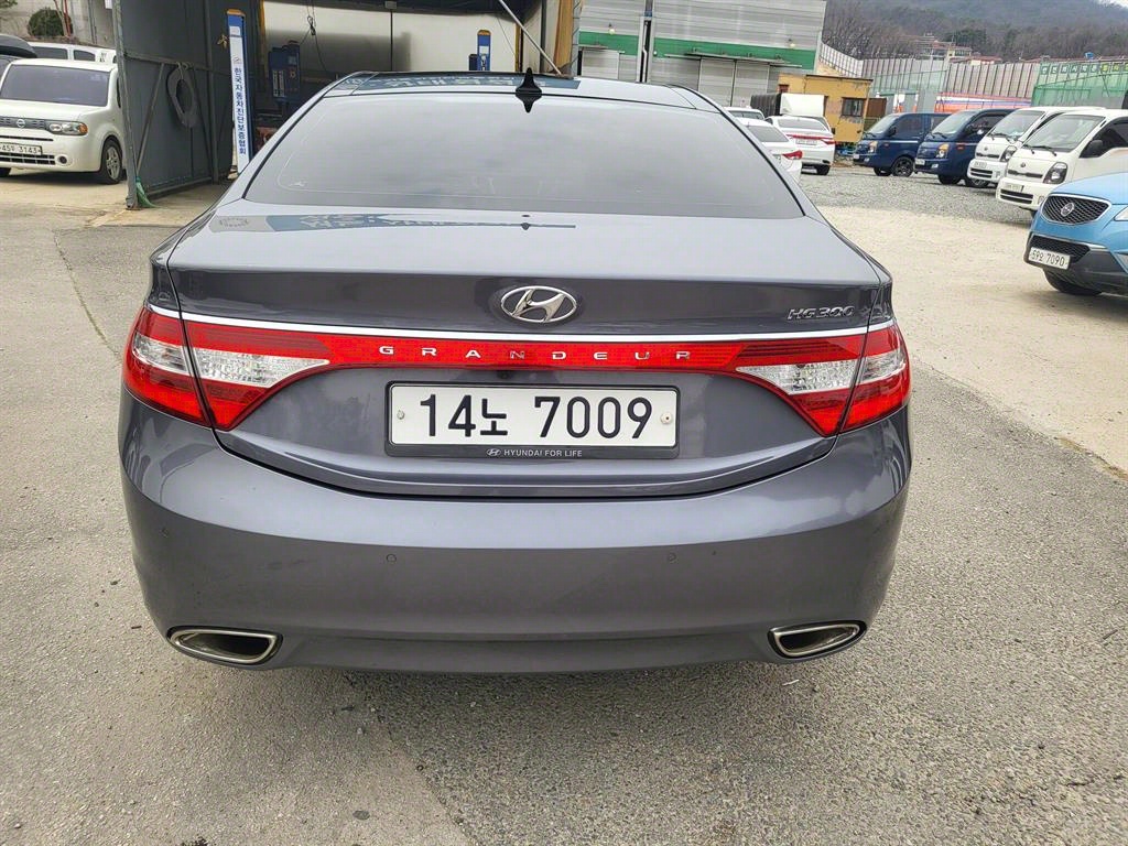 HYUNDAI Grandeur - Vista 4