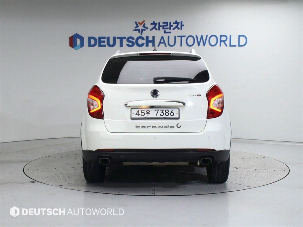 Ssangyong Korando - Vista 4