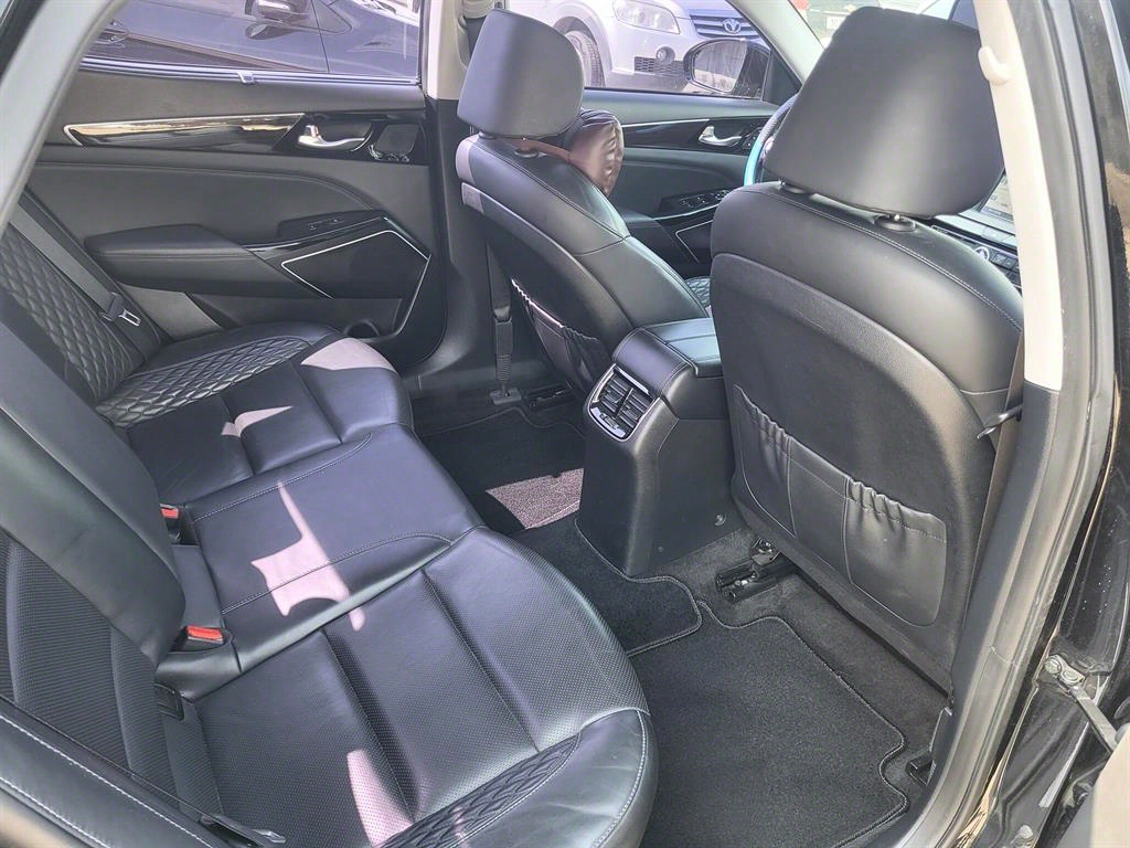 KIA K7 - Vista 11