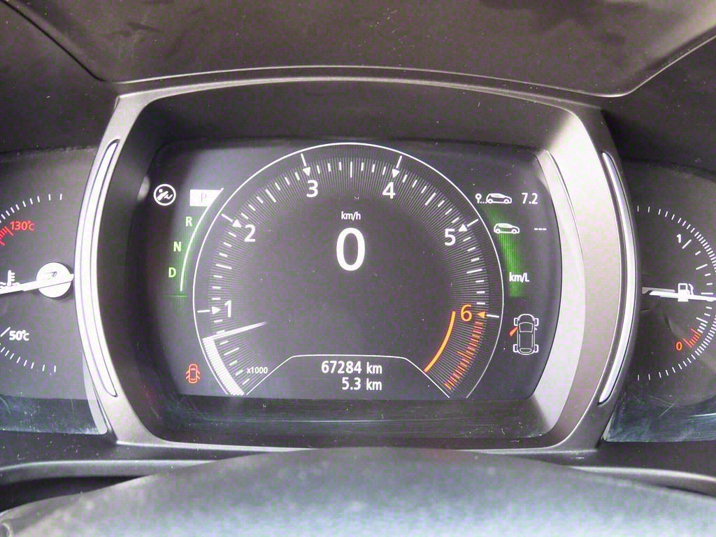 SAMSUNG QM6 - Vista 6