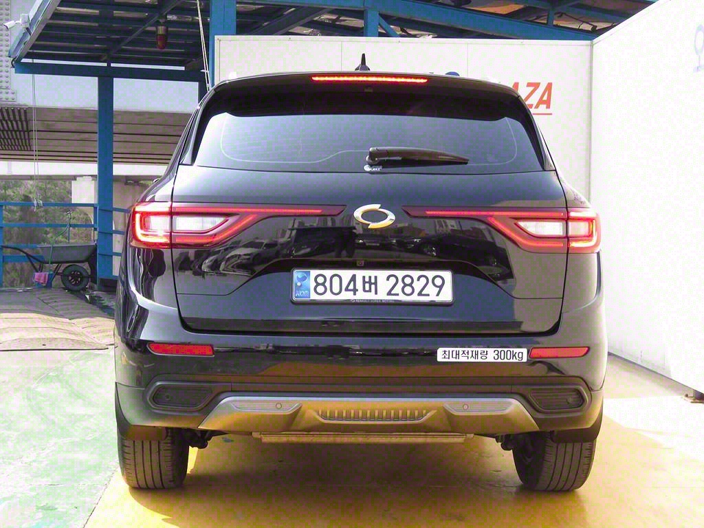 SAMSUNG QM6 - Vista 4