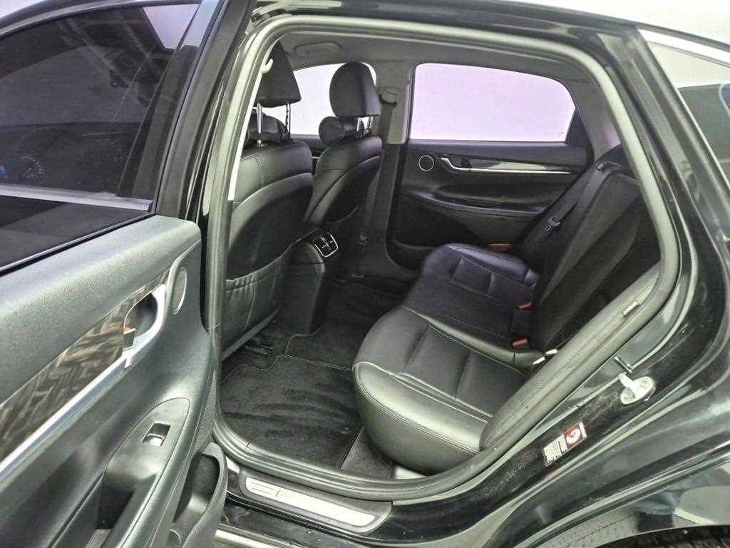 HYUNDAI Grandeur - Vista 12