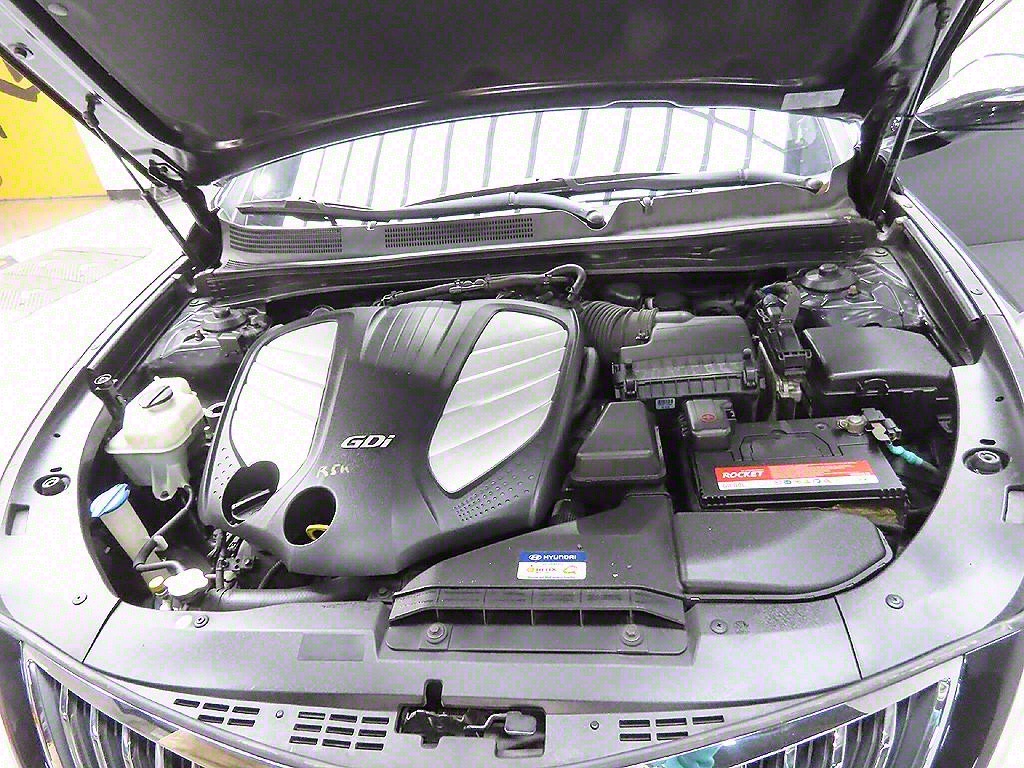 HYUNDAI Grandeur 2014 Negro - Importación desde Corea - HF Imports Iquique - Foto 7