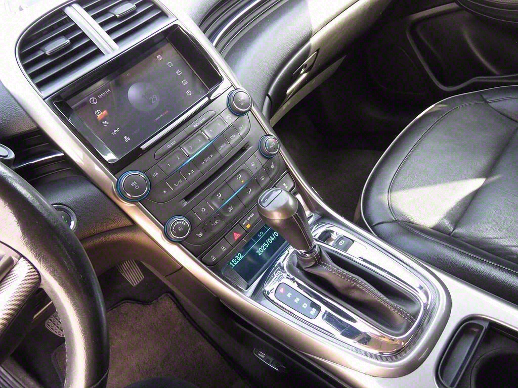 Chevrolet Malibu - Vista 7