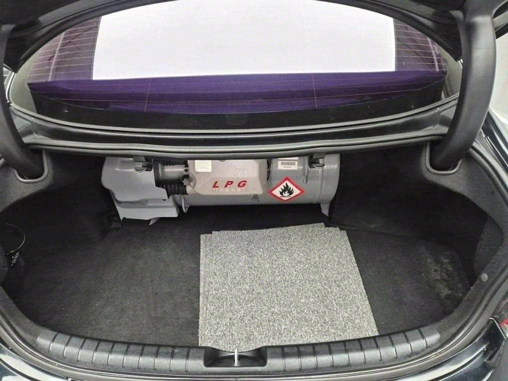 HYUNDAI Grandeur 2018 Negro - Importación desde Corea - HF Imports Iquique - Foto 13