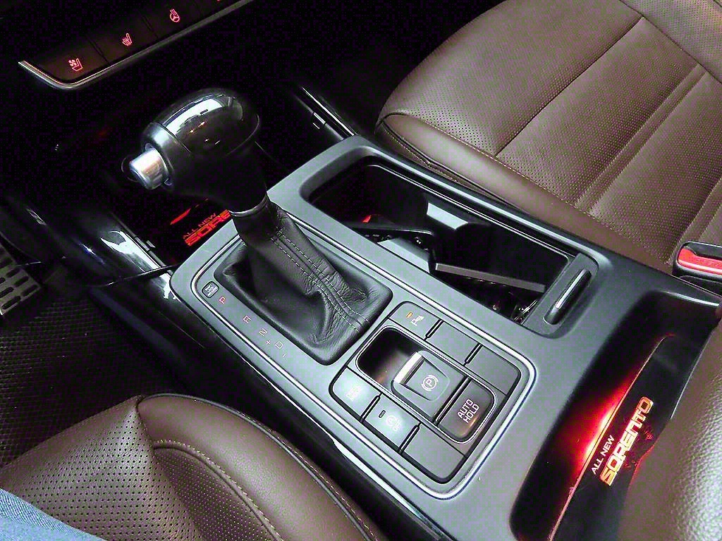 KIA Sorento - Vista 10