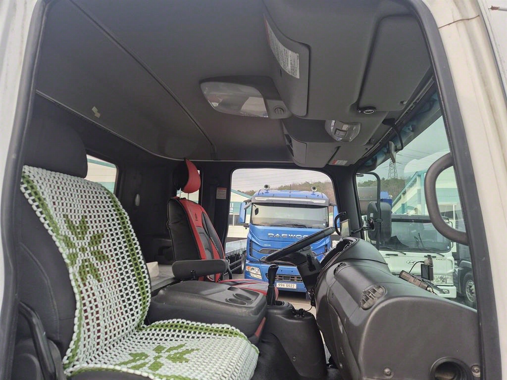 medium and large cargo Rory 2009 Blanco - Importación desde Corea - HF Imports Iquique - Foto 14