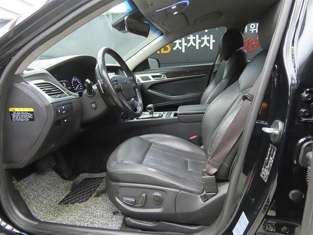 Genesis G80 - Vista 5