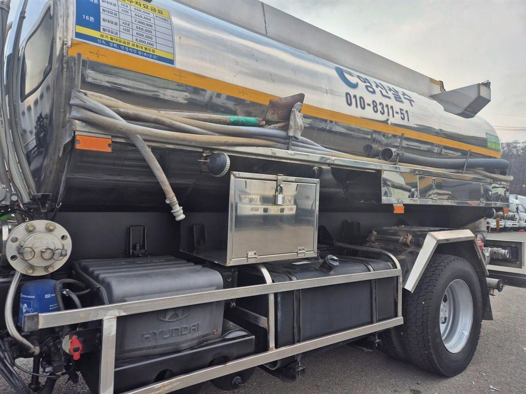 medium and large cargo Rory - Vista 10