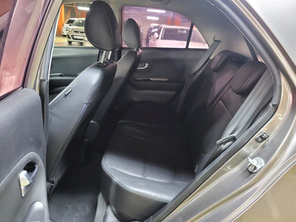 KIA Morning - Vista 8