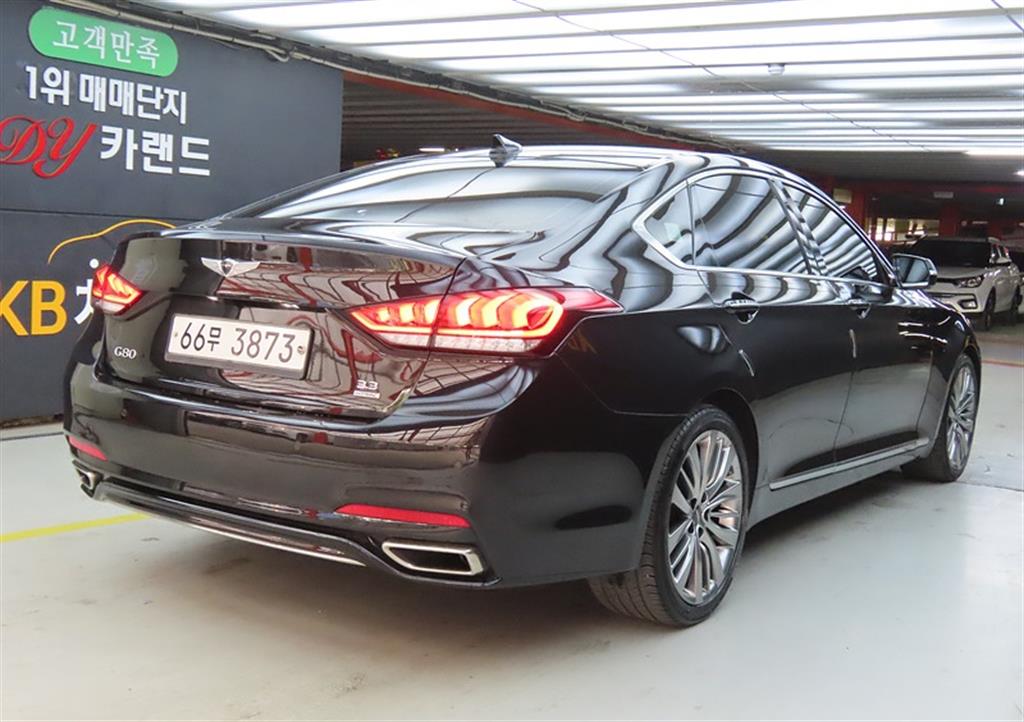 Genesis G80 - Vista 4