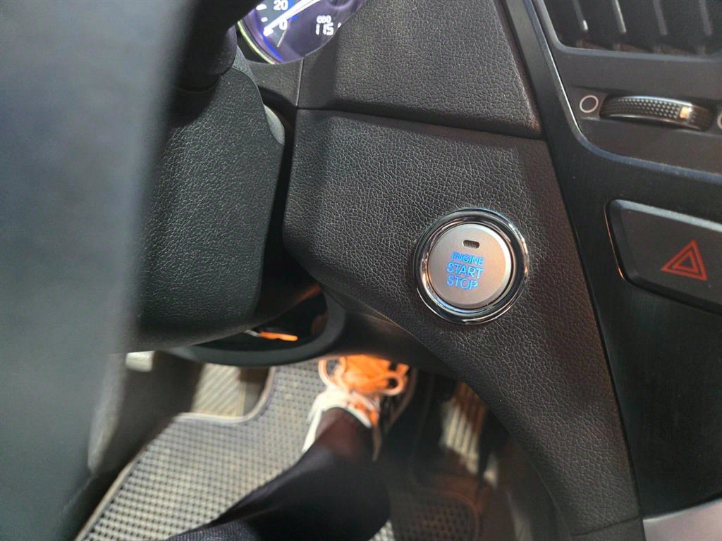 HYUNDAI Sonata - Vista 10