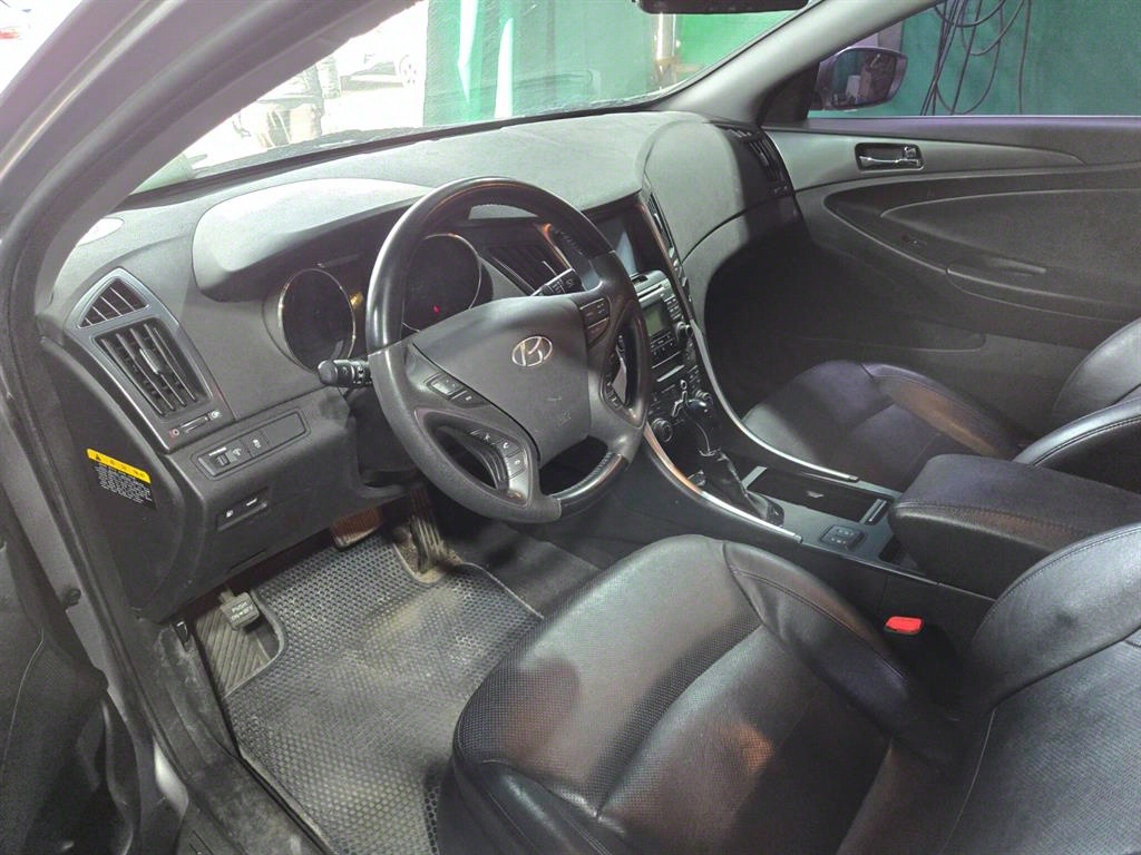 HYUNDAI Sonata - Vista 5