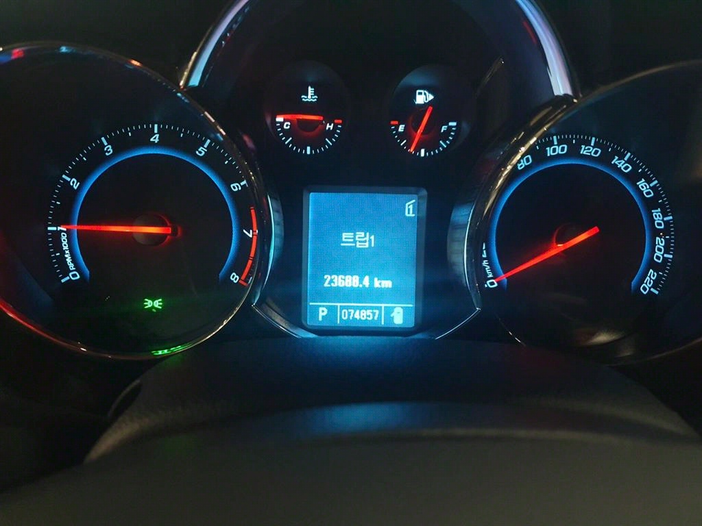 Chevrolet Cruise 2012 the color of pearl - Importación desde Corea - HF Imports Iquique - Foto 18