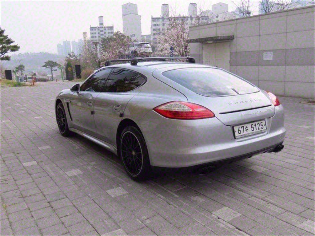 Porsche Panamera - Vista 7