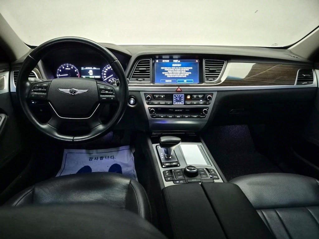 Genesis G80 - Vista 7