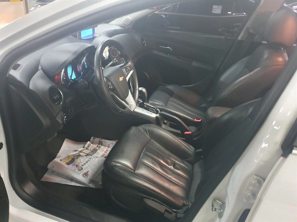 Chevrolet Cruise - Vista 12