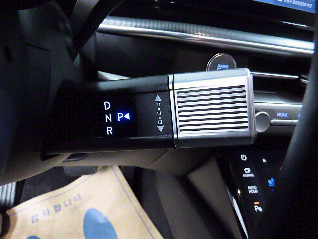 HYUNDAI Grandeur - Vista 10