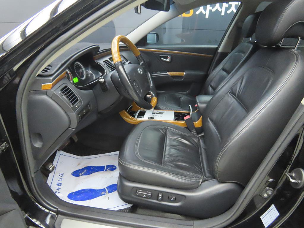 HYUNDAI Grandeur - Vista 5