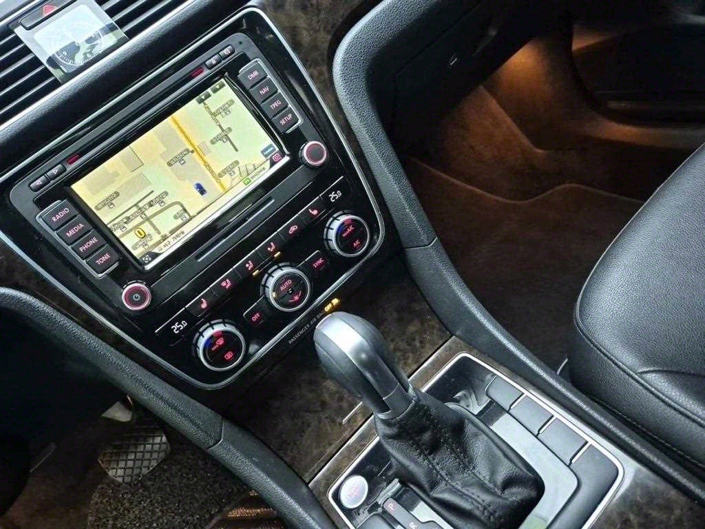 Volkswagen Passat - Vista 10