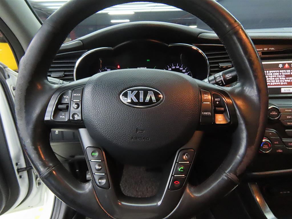 KIA K5 - Vista 8