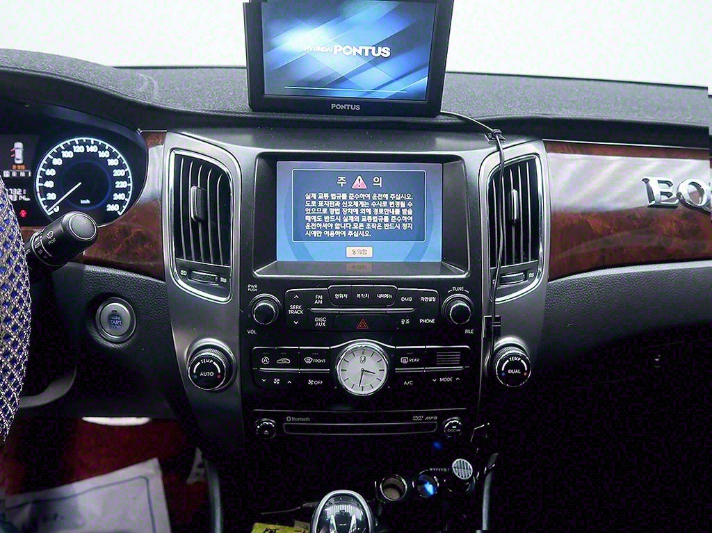 HYUNDAI Equus 2010 Negro - Importación desde Corea - HF Imports Iquique - Foto 9