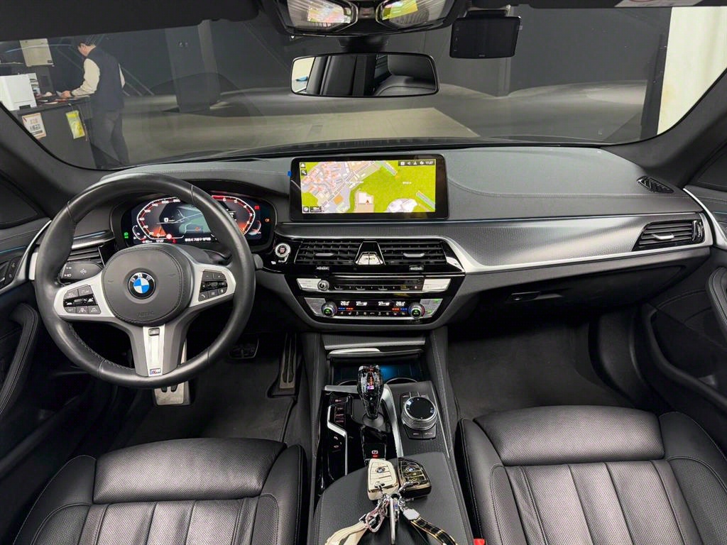 BMW 5 Series - Vista 7