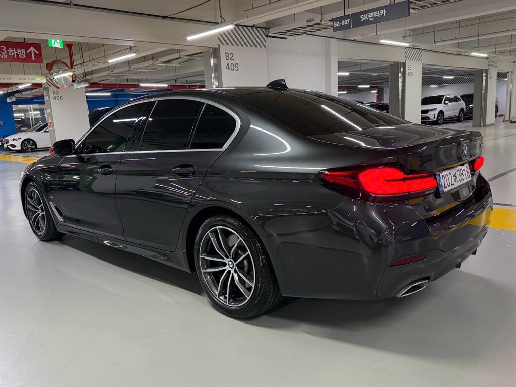 BMW 5 Series - Vista 5