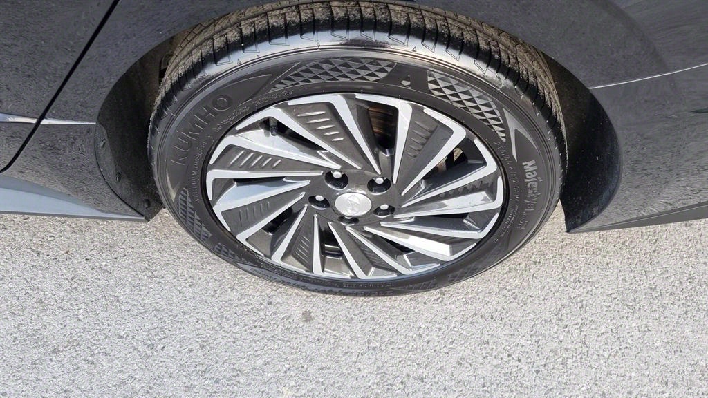 HYUNDAI Sonata - Vista 5