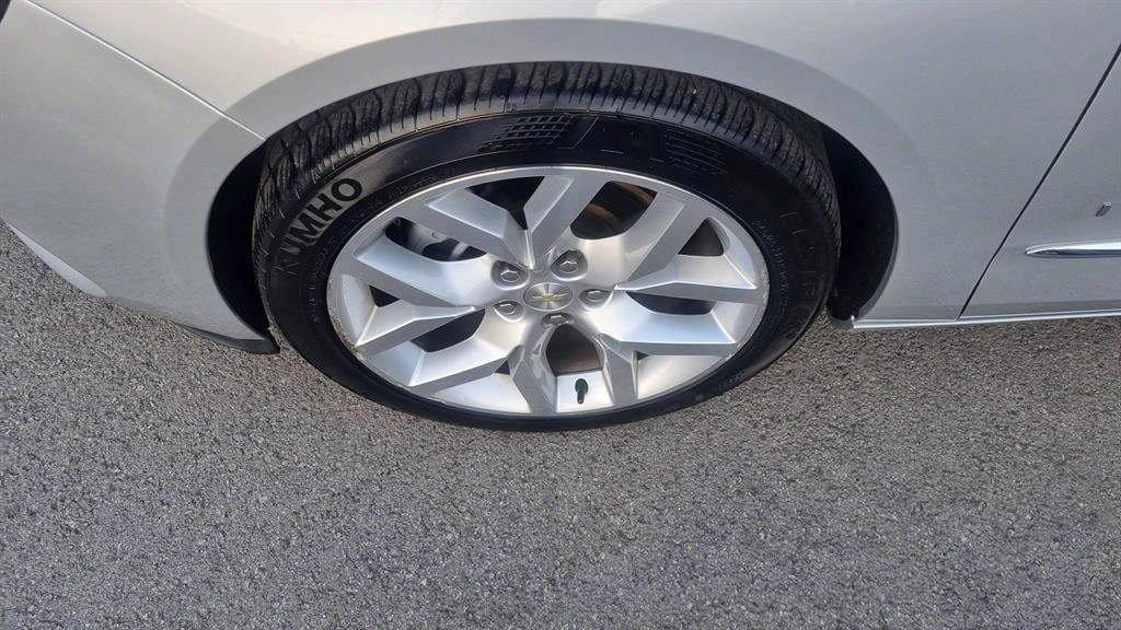 Chevrolet Impala - Vista 7