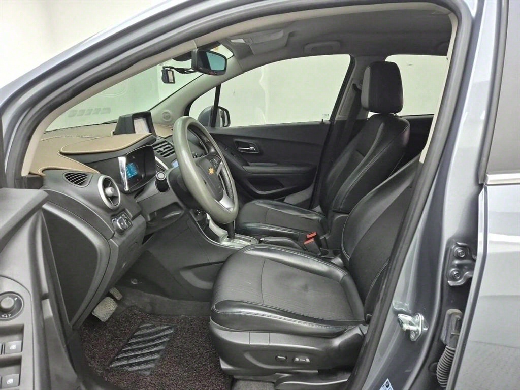 Chevrolet Trax - Vista 11