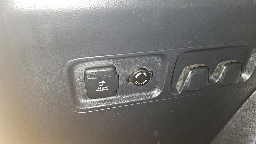 Ssangyong Tivoli 2018 Blanco - Importación desde Corea - HF Imports Iquique - Foto 16