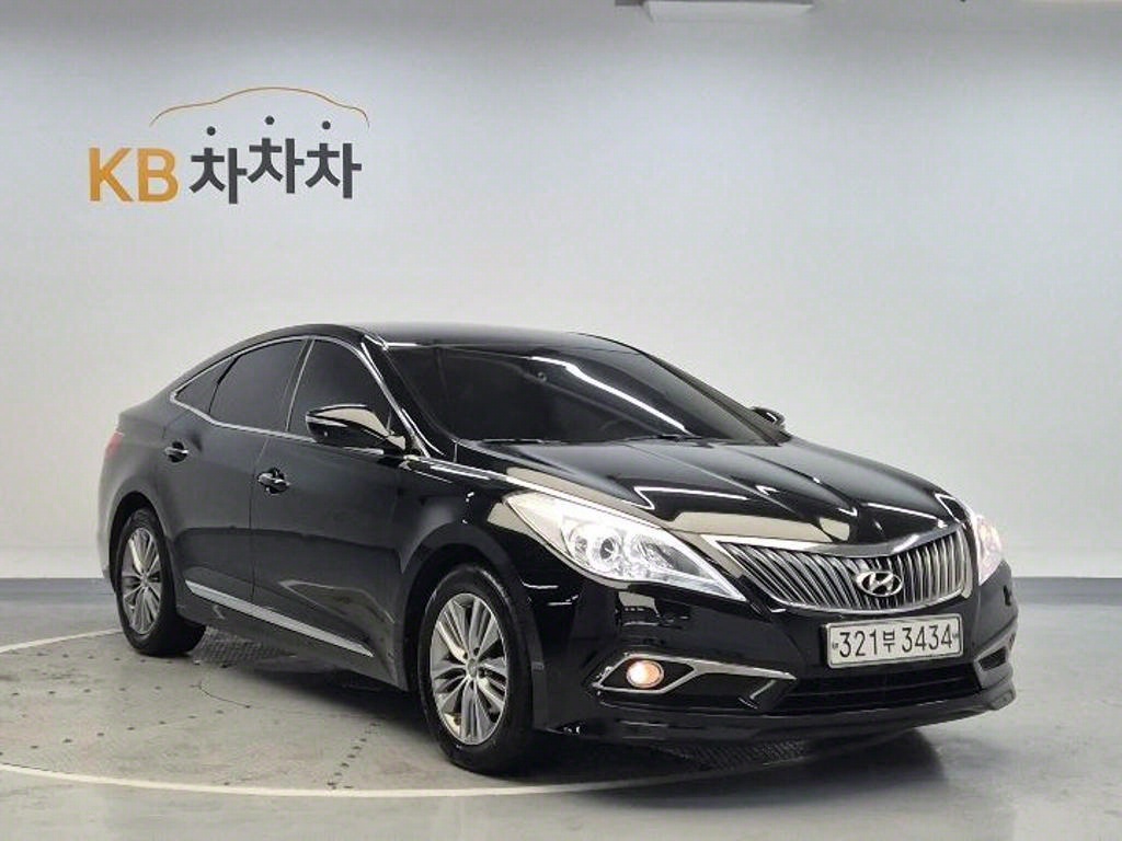 HYUNDAI Grandeur - Vista 4