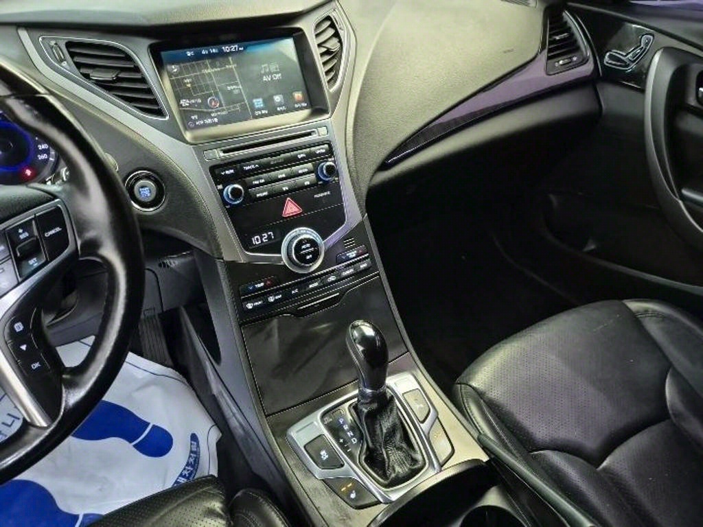 HYUNDAI Grandeur - Vista 10