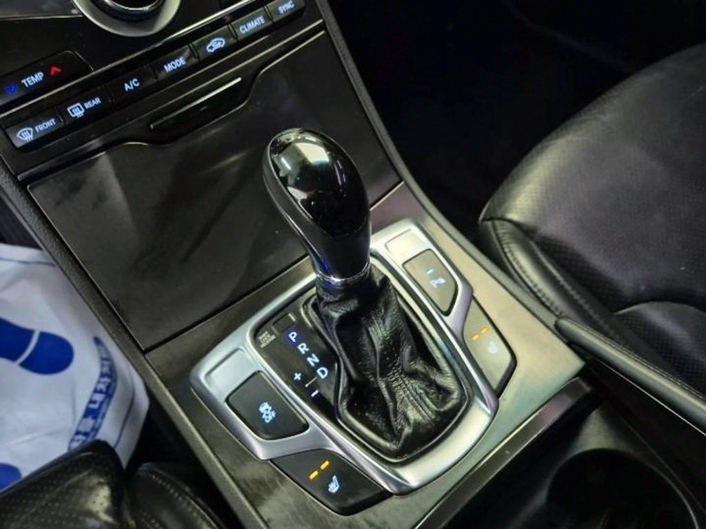 HYUNDAI Grandeur - Vista 8