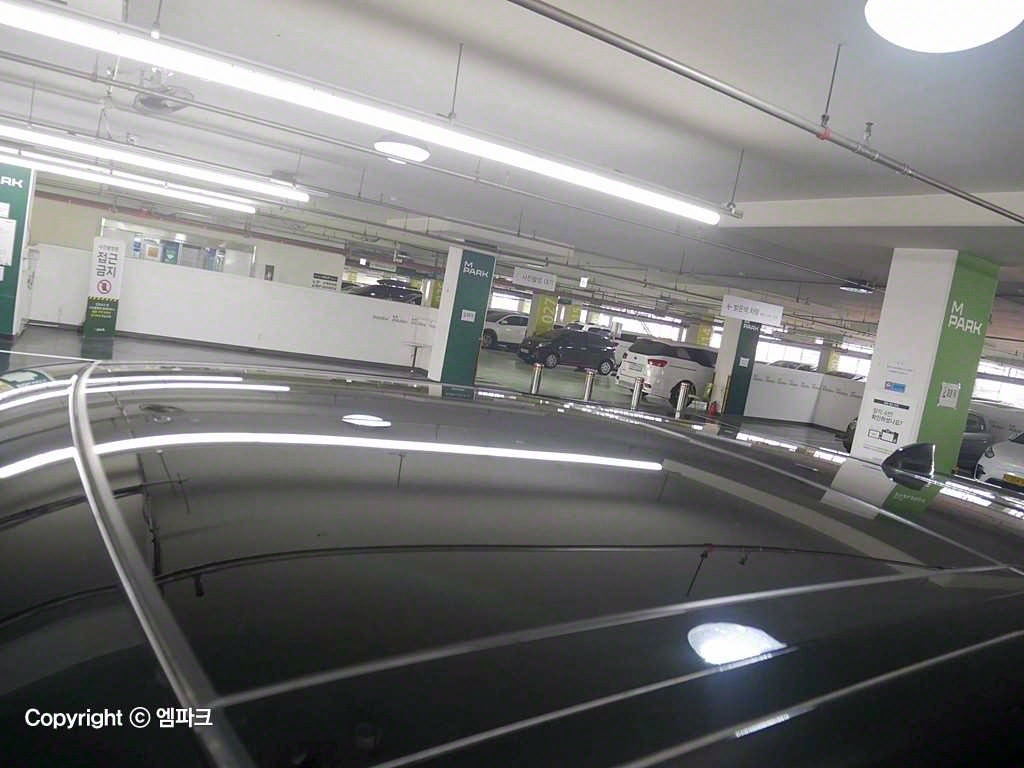 Land Rover Range Rover Bella 2018 Negro - Importación desde Corea - HF Imports Iquique - Foto 16