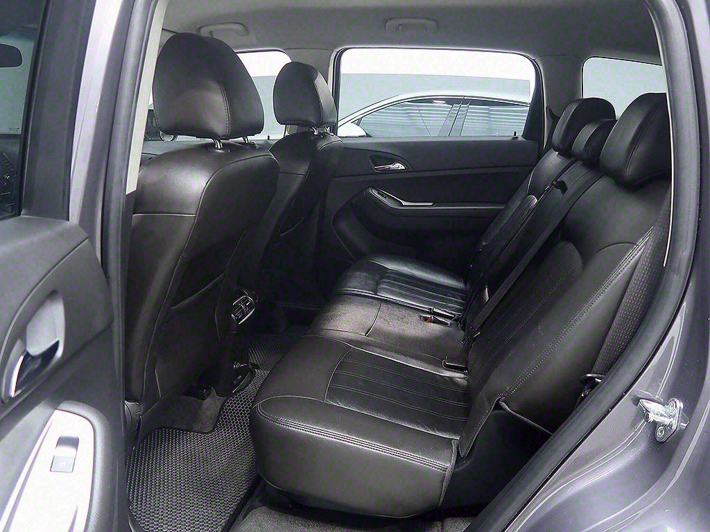 Chevrolet Orlando 2012 Gris - Importación desde Corea - HF Imports Iquique - Foto 10