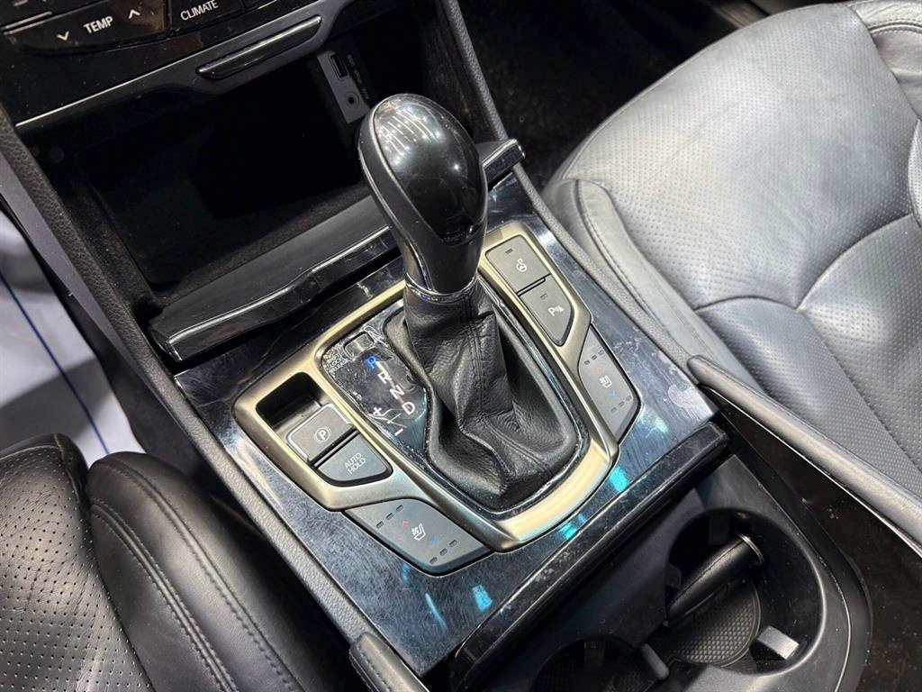 HYUNDAI Grandeur - Vista 10