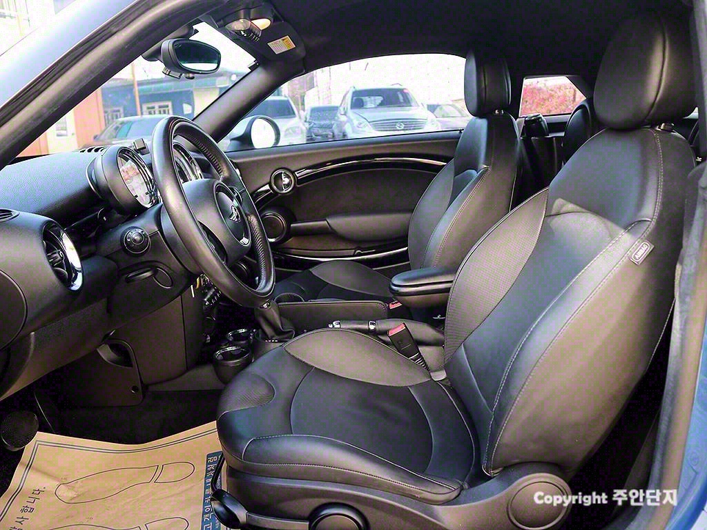 Mini Coupe - Vista 9