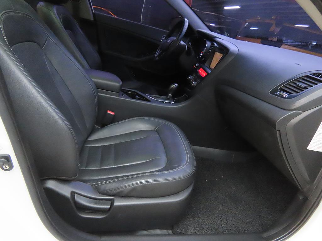 KIA K5 2013 Blanco - Importación desde Corea - HF Imports Iquique - Foto 14