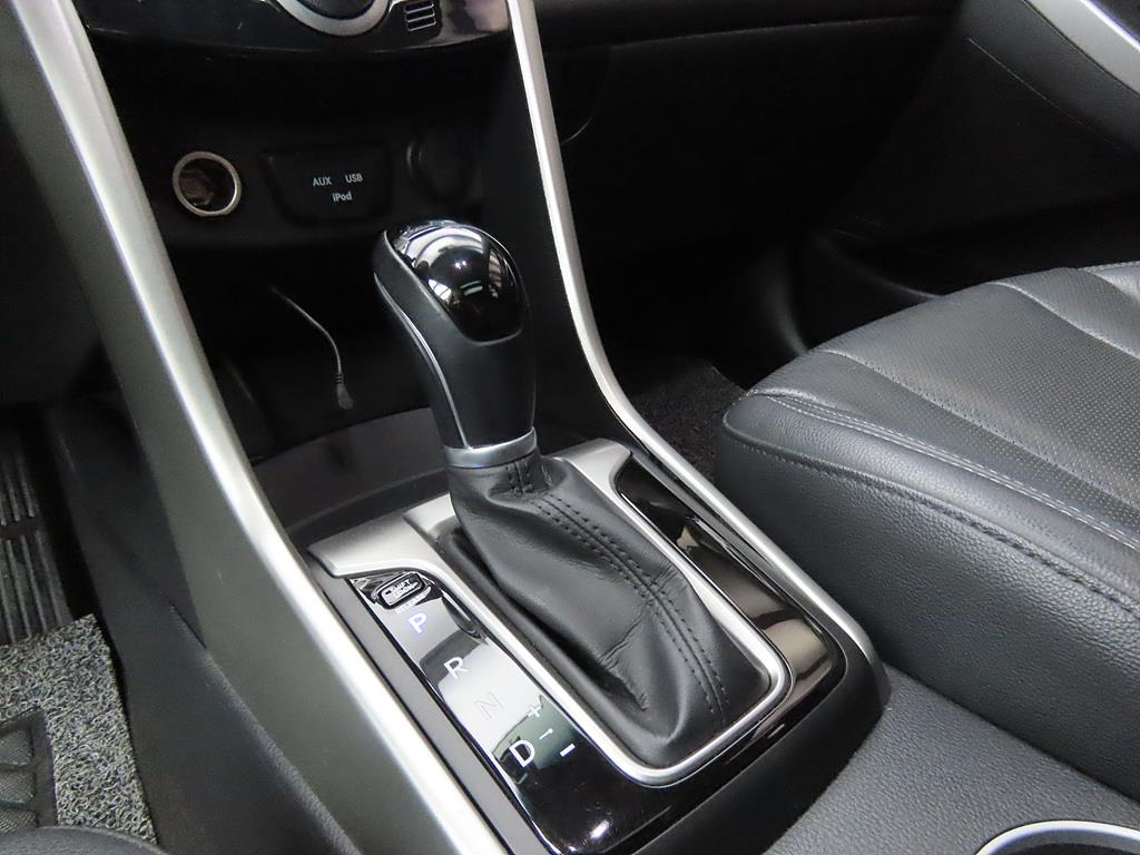 HYUNDAI i30 - Vista 11