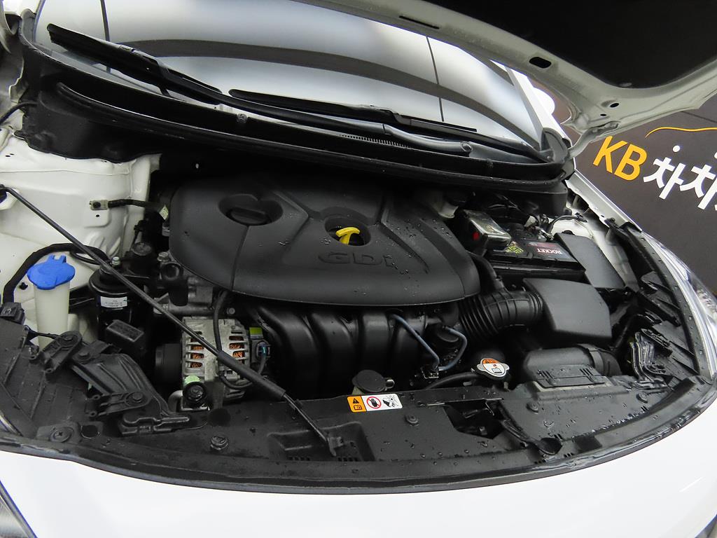 HYUNDAI i30 2016 Blanco - Importación desde Corea - HF Imports Iquique - Foto 19