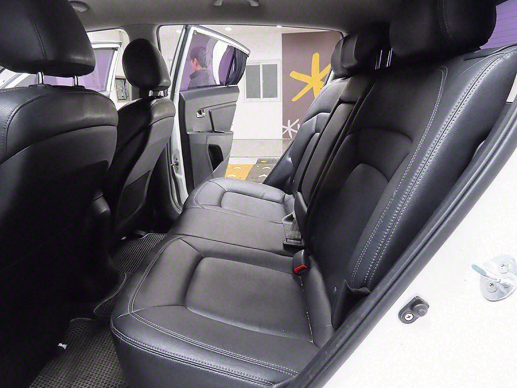 KIA Sportage 2011 Blanco - Importación desde Corea - HF Imports Iquique - Foto 10