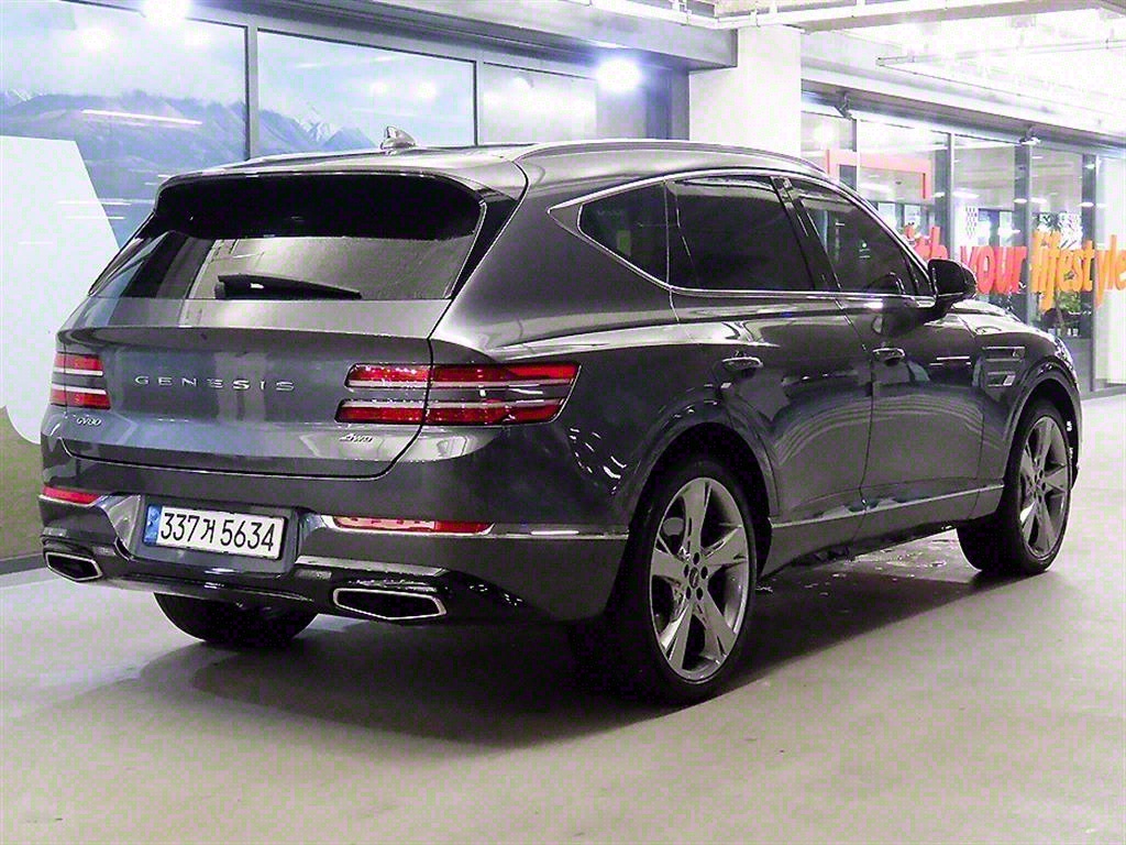 Genesis GV80 - Vista 4