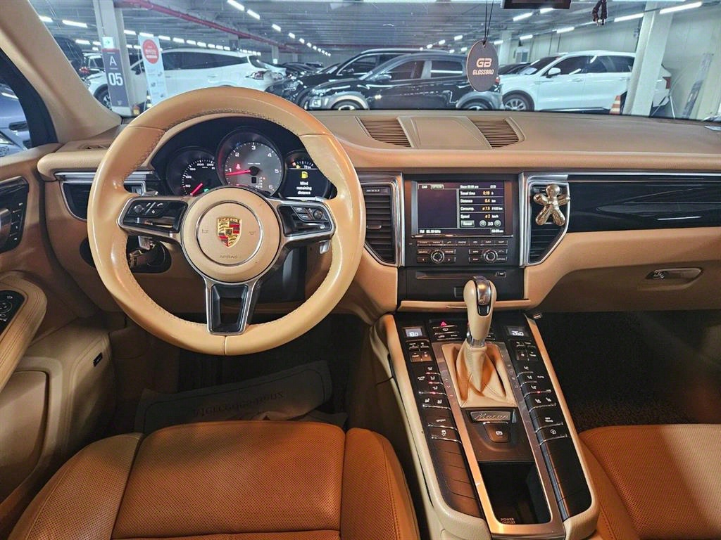 Porsche Macan - Vista 7