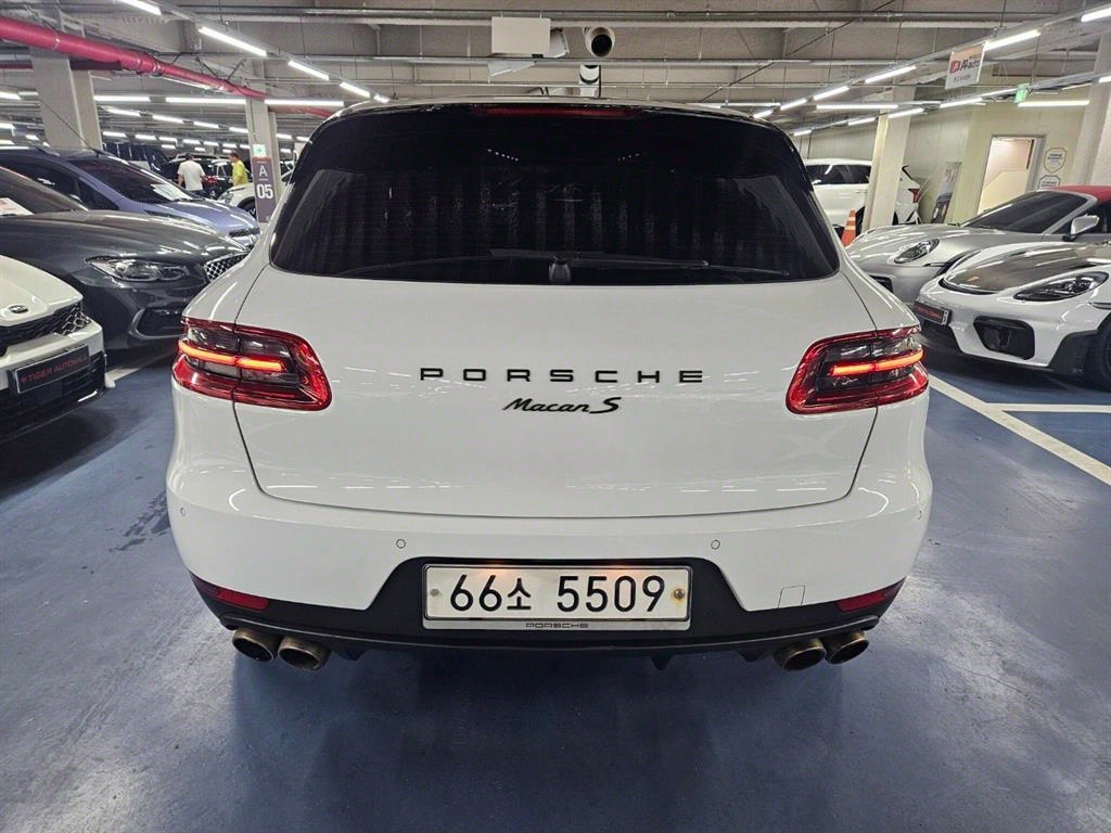 Porsche Macan - Vista 4
