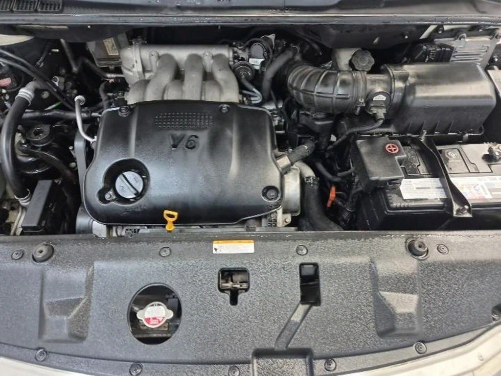 KIA Carnival - Vista 7